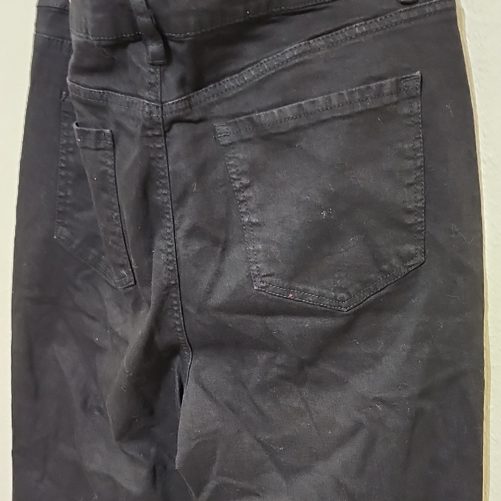 Black Skinny High-Waisted Jeans - Picture 4 of 13